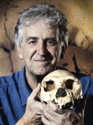 Magazine pages of the article “Interview with Juan Luis Arsuaga. Muy Interesante”